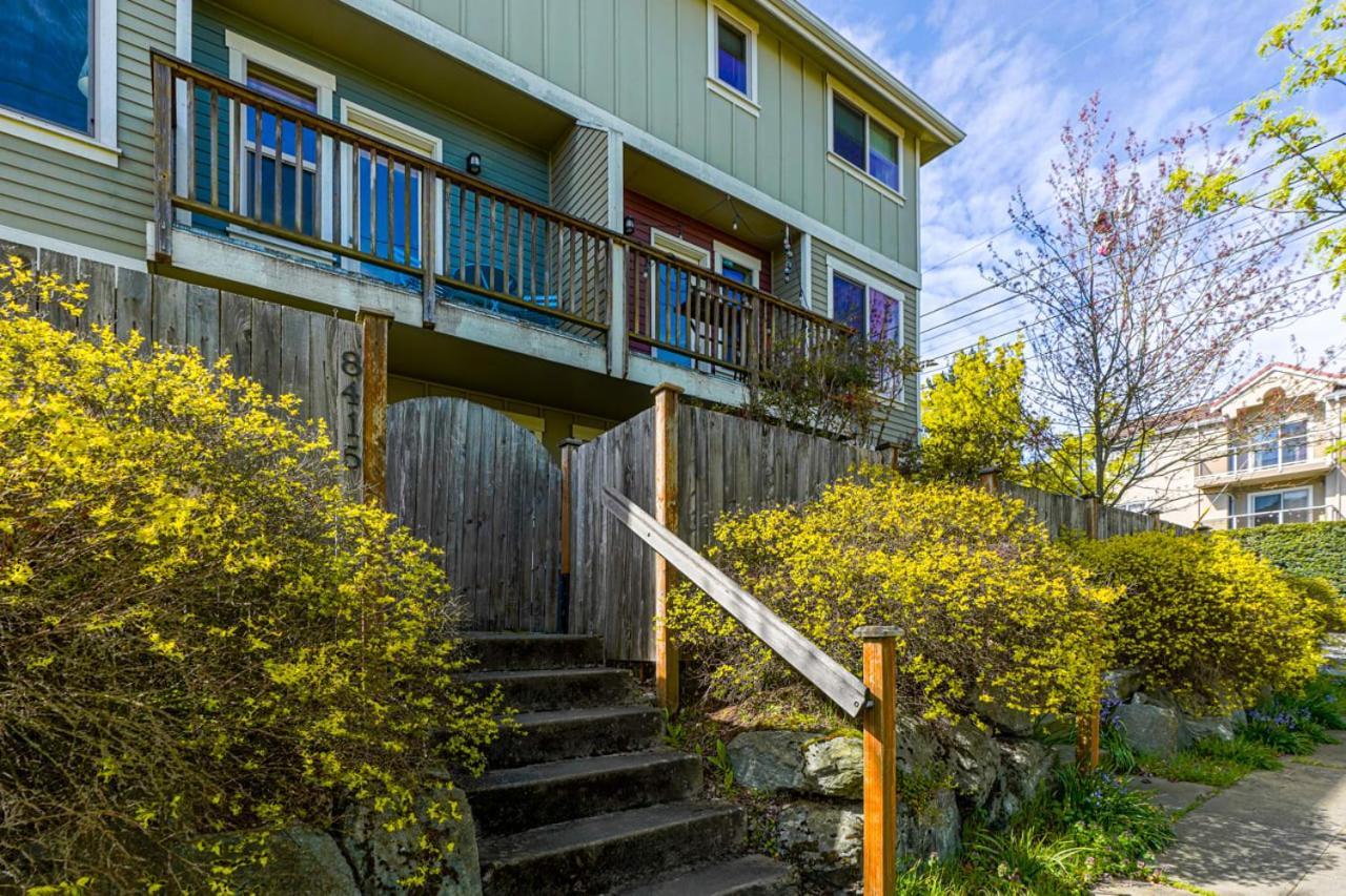Stylish North Seattle Townhouse- Dual Master Suites エクステリア 写真